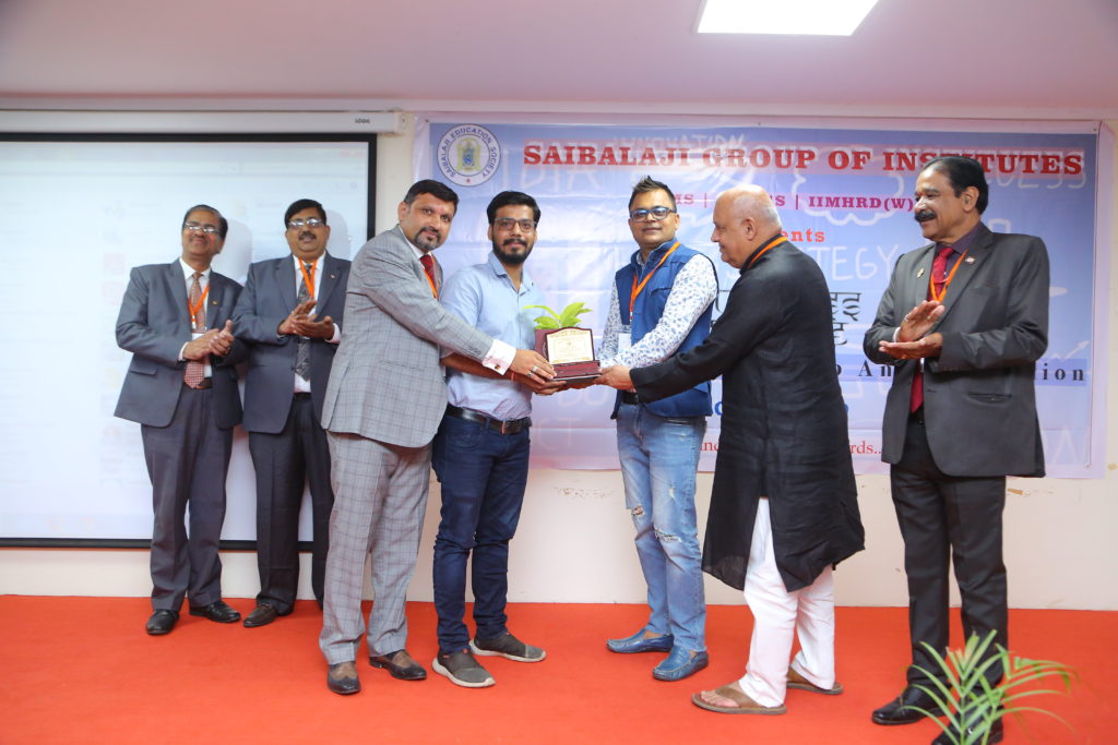 Ganesh Pottery awarded by Start-up Award for Outstanding Performance in the Field of Entrepreneurship by SaiBalaji Group of Institutes, IIMS